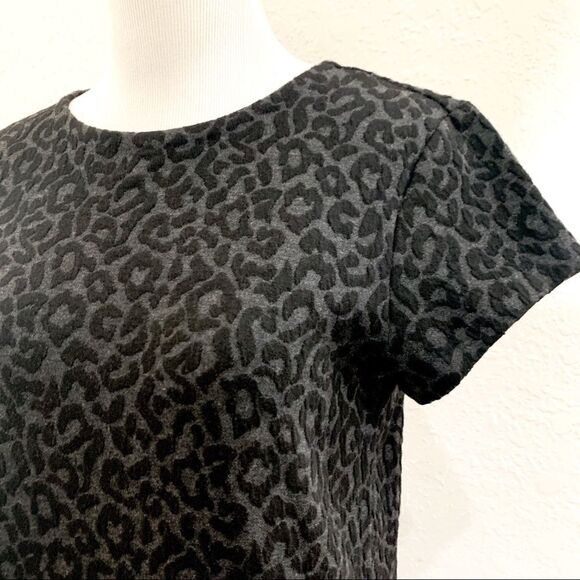 Loft Leopard Print Jacquard Fabric Dress Short sleeves exposed back zipper - Picture 2 of 8